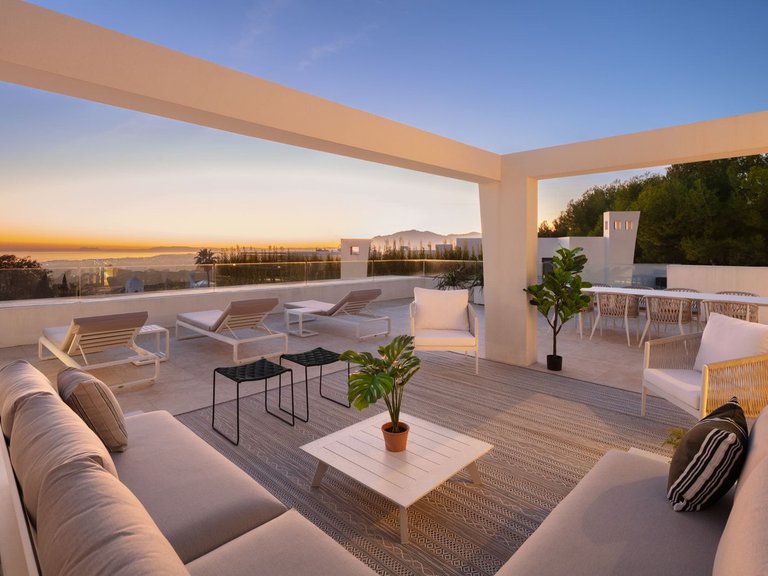 Penthouse for Sale in Marbella, Malaga 30