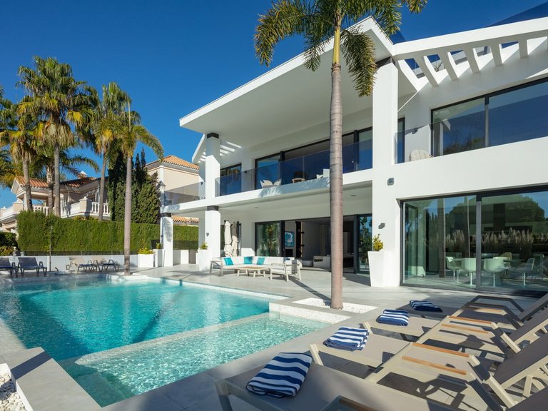 Villa for Sale in Marbella, Malaga 2