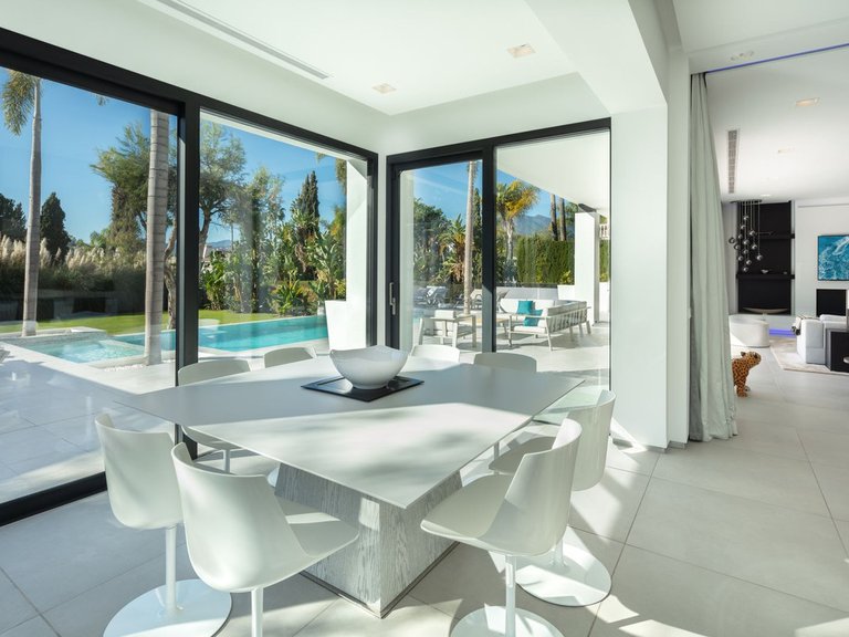 Villa for Sale in Marbella, Malaga 8