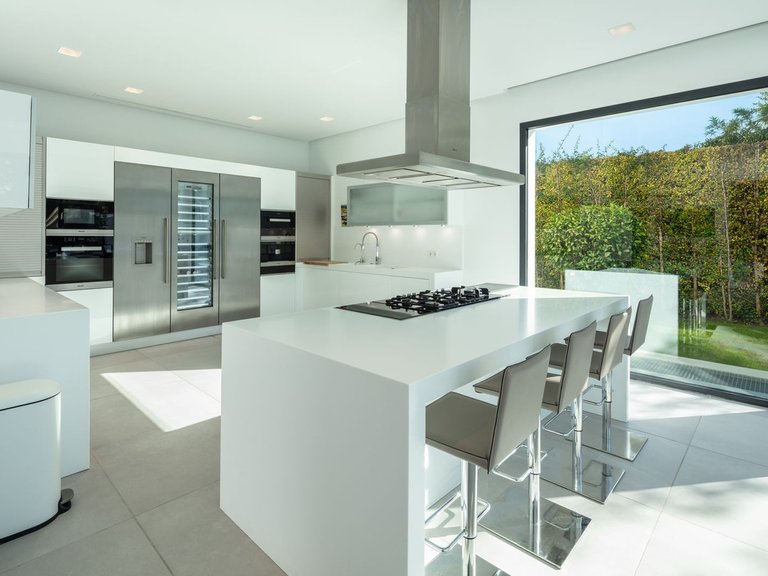 Villa for Sale in Marbella, Malaga 9