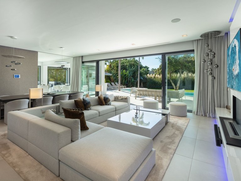 Villa for Sale in Marbella, Malaga 7