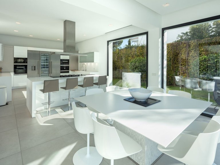 Villa for Sale in Marbella, Malaga 11