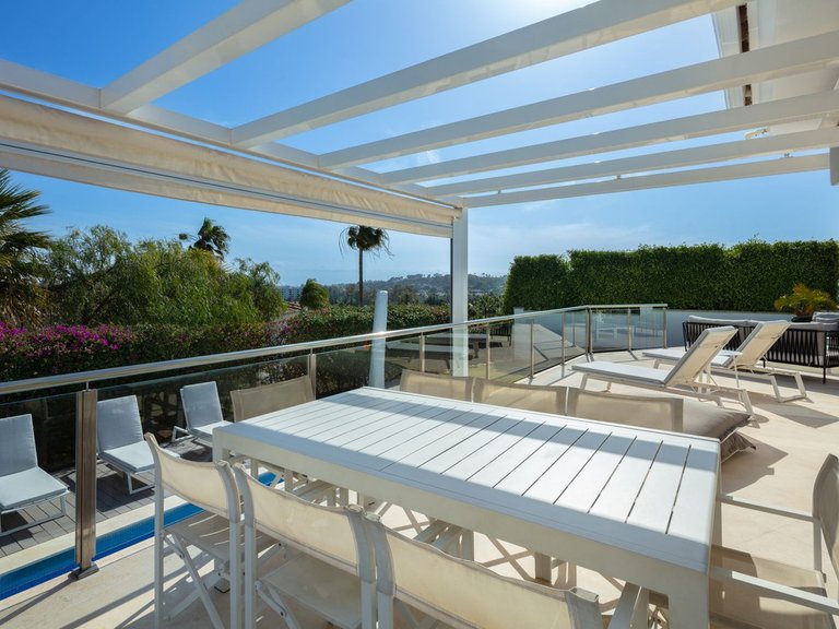 Villa for Sale in Nueva Andalucia, Malaga 26