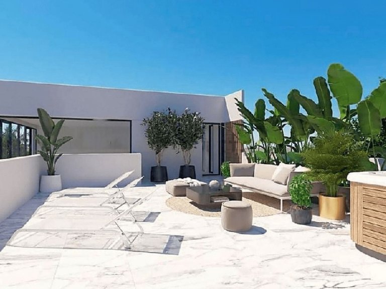 Villa for Sale in Estepona, Malaga 4
