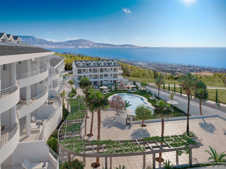 Apartment for Sale in Benalmadena, Malaga 1