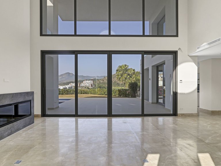 Villa for Sale in Benahavis, Malaga 36