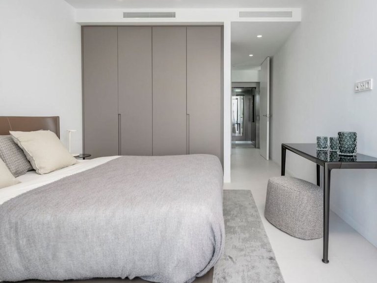 Villa for Sale in San Pedro De Alcantara, Malaga 17