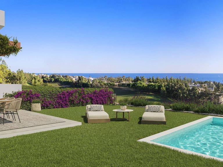 Villa for Sale in El Chaparral, Malaga 5