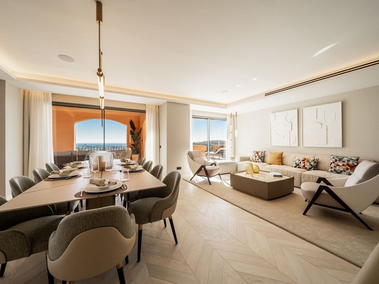 Apartment for Sale in Nueva Andalucia, Malaga 25