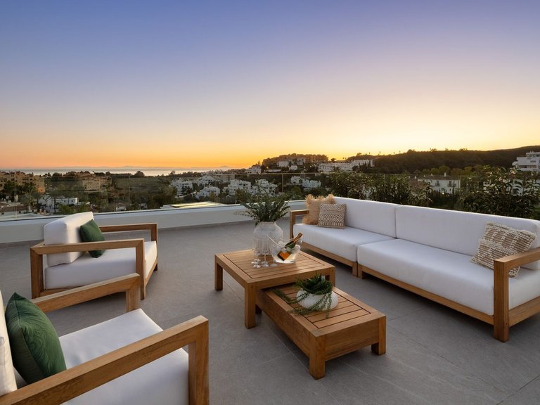 Villa for Sale in Estepona, Malaga 27