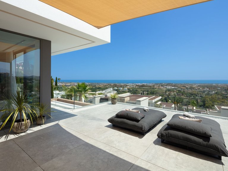Villa for Sale in La Heredia, Malaga 5
