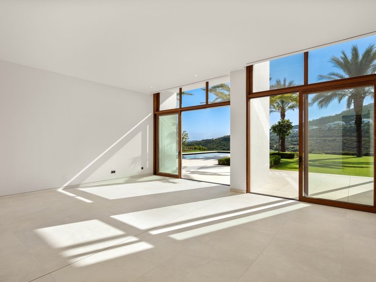 Villa for Sale in Casares, Malaga 18