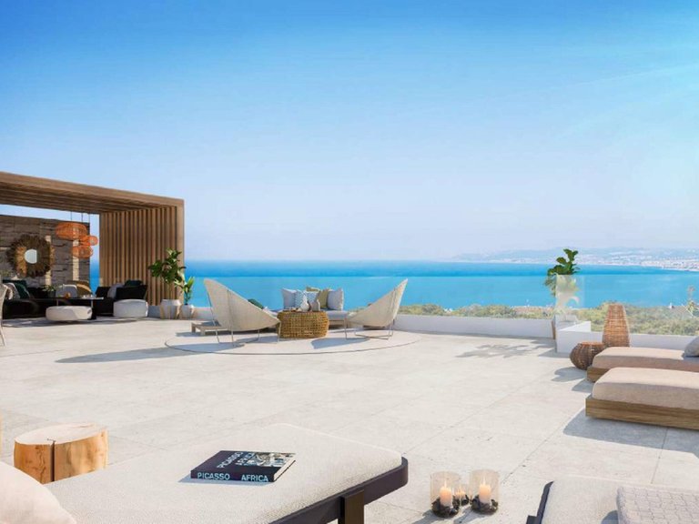 Apartment for Sale in Estepona, Malaga 1