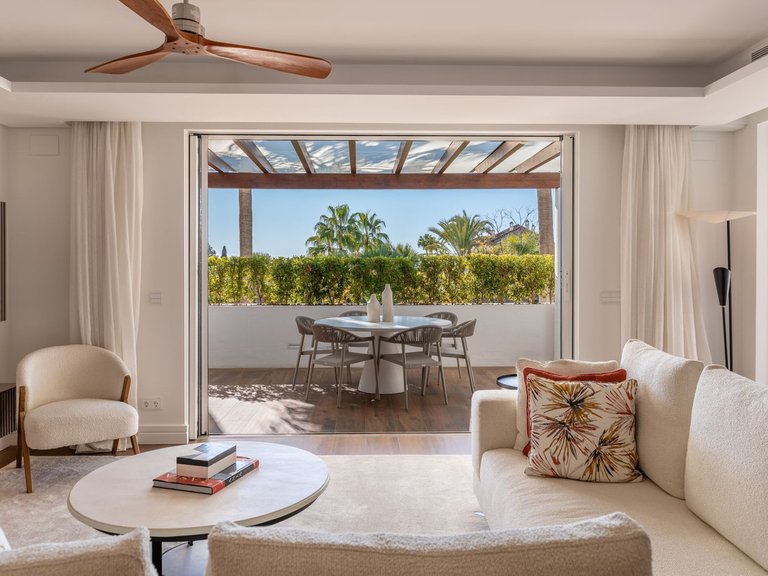 Apartment for Sale in Marbella Golden Mile, Malaga 7