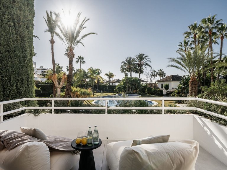 Town House for Sale in Nueva Andalucia, Malaga 2