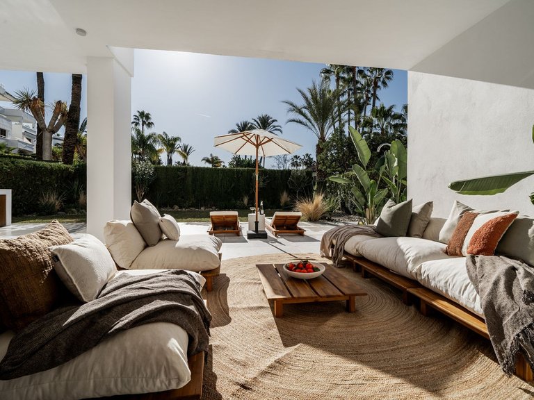 Town House for Sale in Nueva Andalucia, Malaga 3