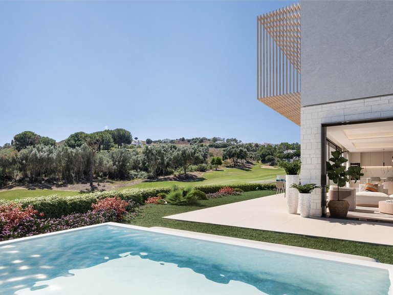 Town House for Sale in La Cala De Mijas, Malaga 1