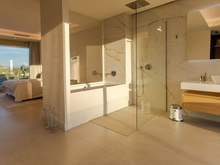 Penthouse for Sale in Estepona, Malaga 7