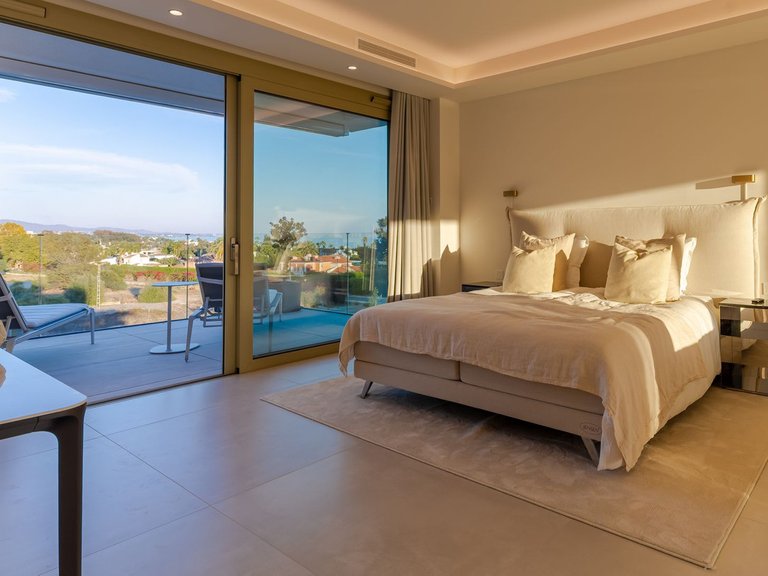 Penthouse for Sale in Estepona, Malaga 10