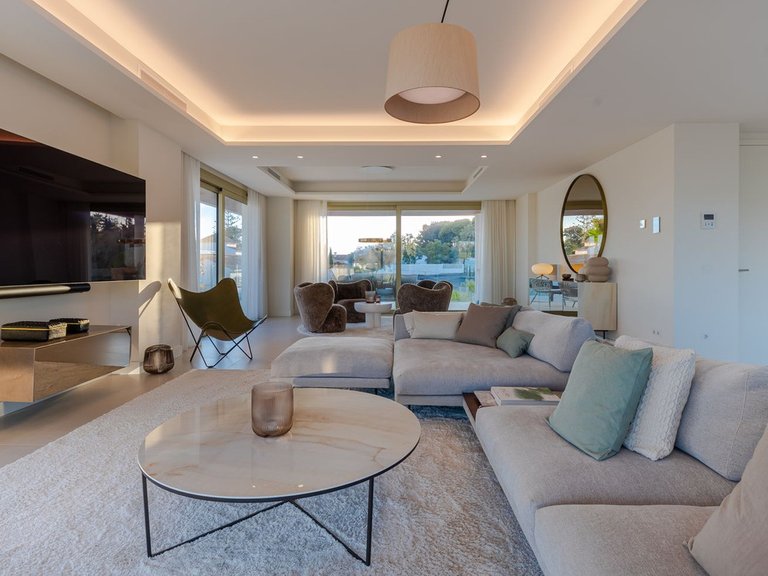 Penthouse for Sale in Estepona, Malaga 12
