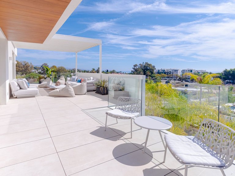 Penthouse for Sale in Estepona, Malaga 16