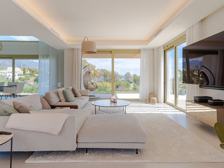 Penthouse for Sale in Estepona, Malaga 19