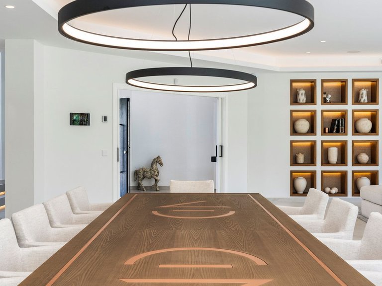 Villa for Sale in Nueva Andalucia, Malaga 4
