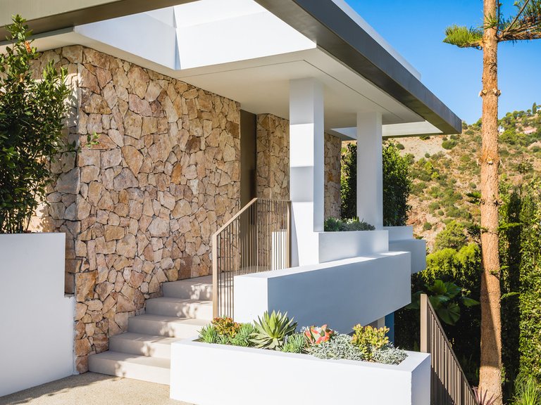 Villa for Sale in Benahavis, Malaga 15