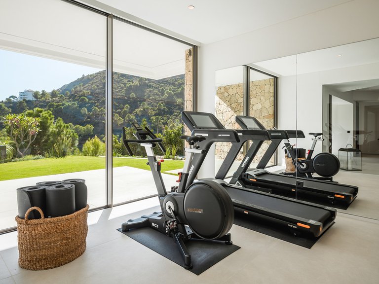 Villa for Sale in Benahavis, Malaga 20