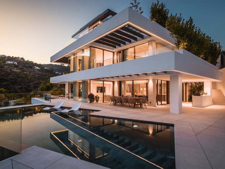 Villa for Sale in Benahavis, Malaga 23