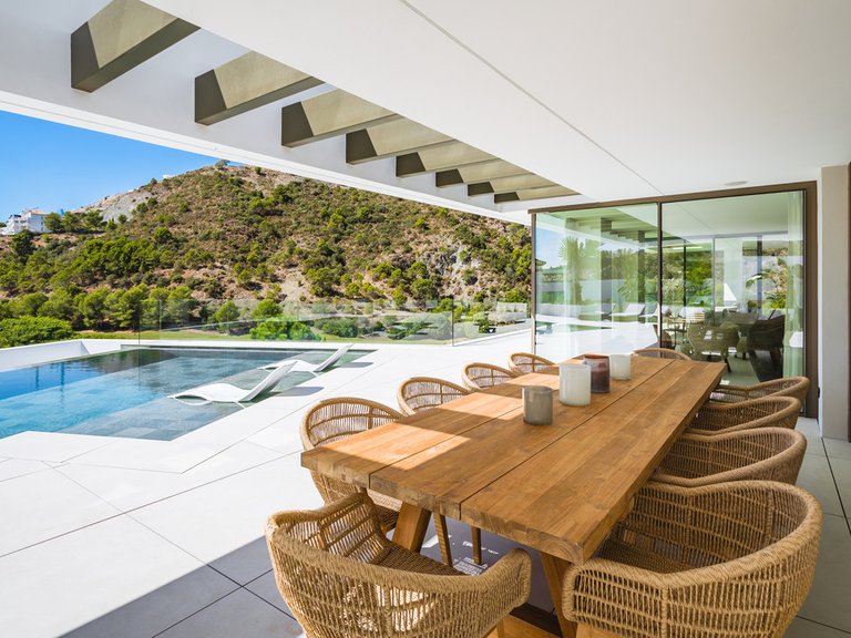 Villa for Sale in Benahavis, Malaga 25