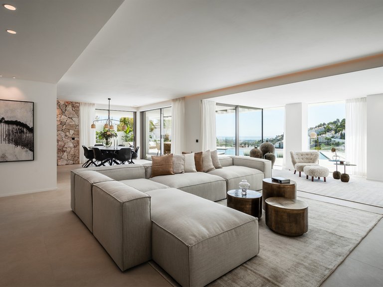 Villa for Sale in Benahavis, Malaga 31