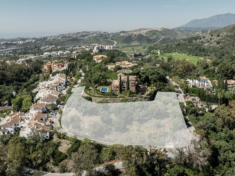 Plot for Sale in Benahavis, Malaga 10