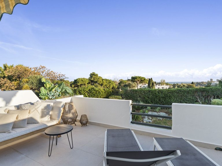 Town House for Sale in Nueva Andalucia, Malaga 3