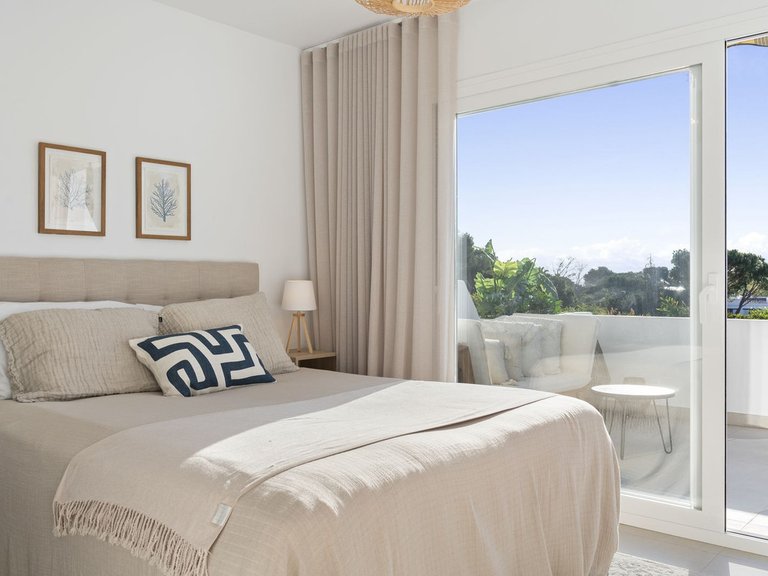 Town House for Sale in Nueva Andalucia, Malaga 12