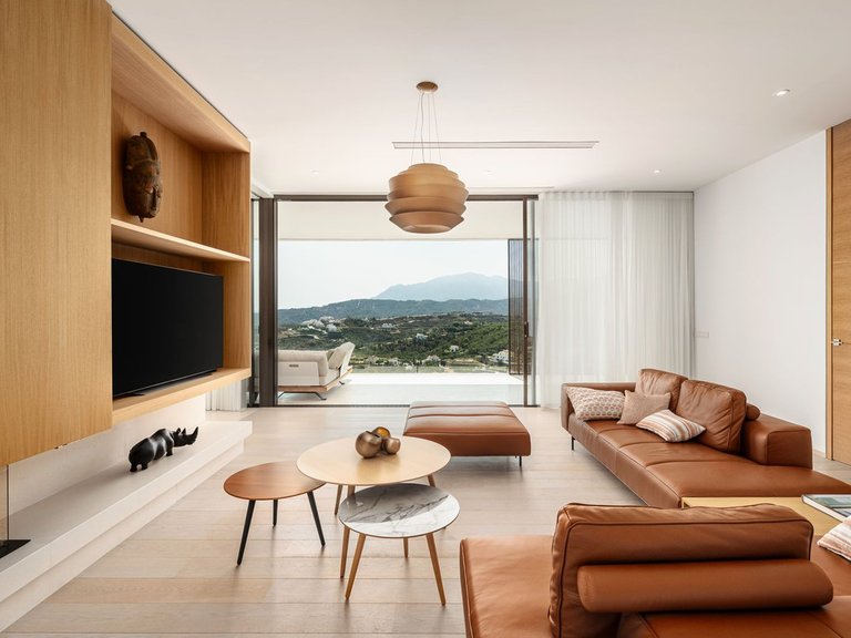 Villa for Sale in Benahavis, Malaga 5