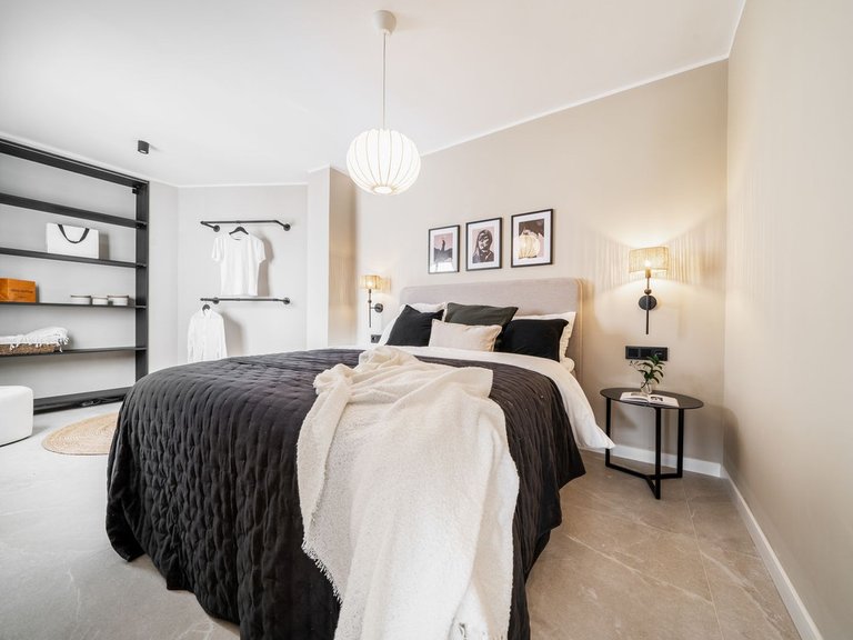 Apartment for Sale in Nueva Andalucia, Malaga 5