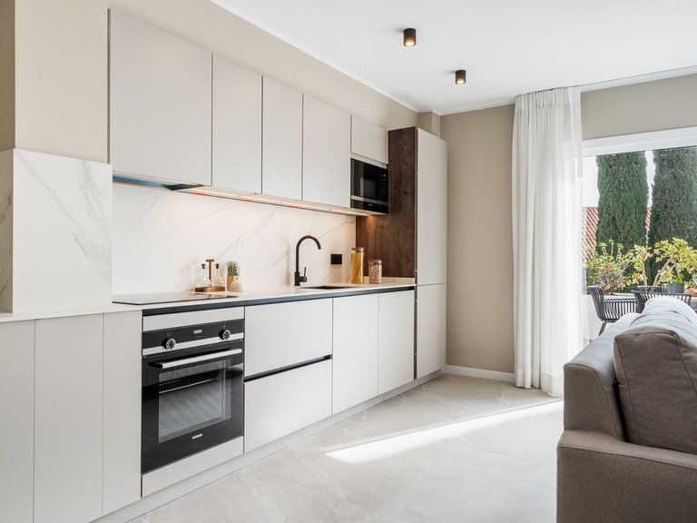 Apartment for Sale in Nueva Andalucia, Malaga 12