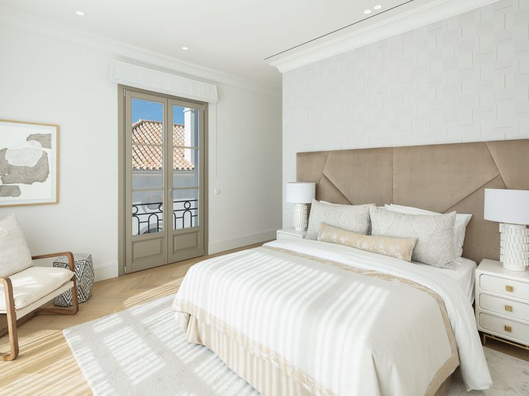 Villa for Sale in Nueva Andalucia, Malaga 12