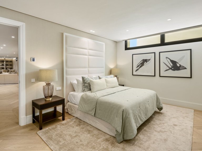 Villa for Sale in Nueva Andalucia, Malaga 20