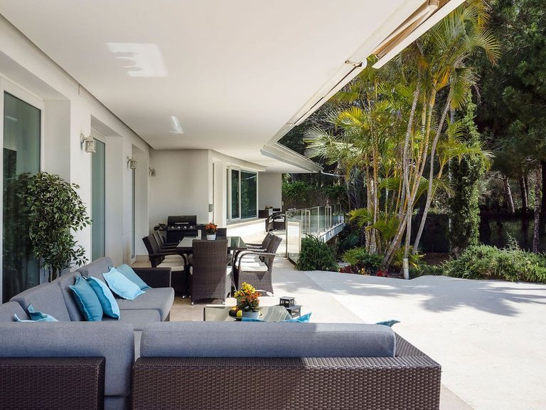 Villa for Sale in Marbella, Malaga 8