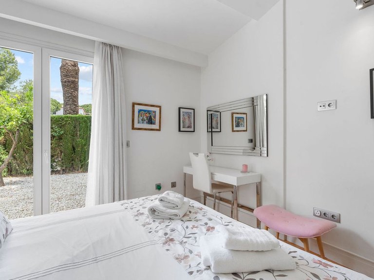 Villa for Sale in Marbella, Malaga 18