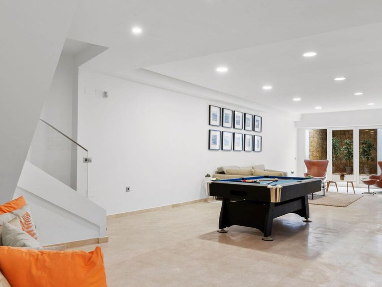 Villa for Sale in Marbella, Malaga 36