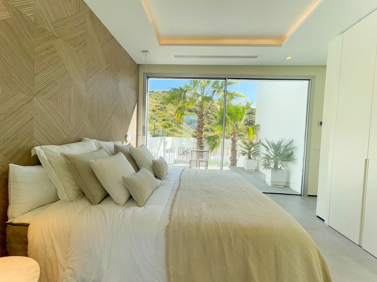 Villa for Sale in La Cala De Mijas, Malaga 4