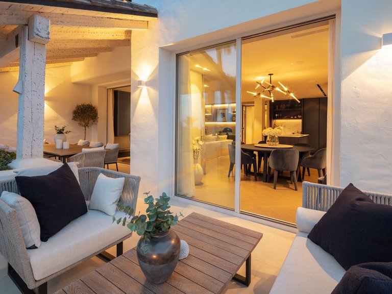 Penthouse for Sale in Marbella Golden Mile, Malaga 23