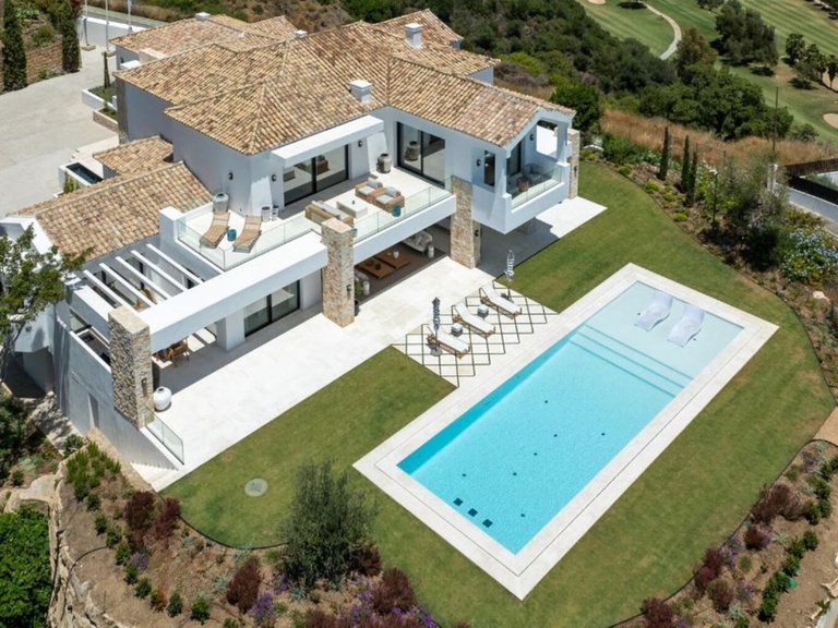Villa for Sale in Benahavis, Malaga 6