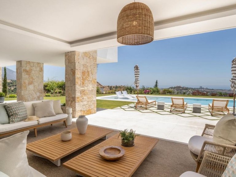 Villa for Sale in Benahavis, Malaga 8