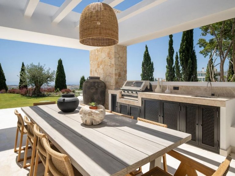 Villa for Sale in Benahavis, Malaga 9
