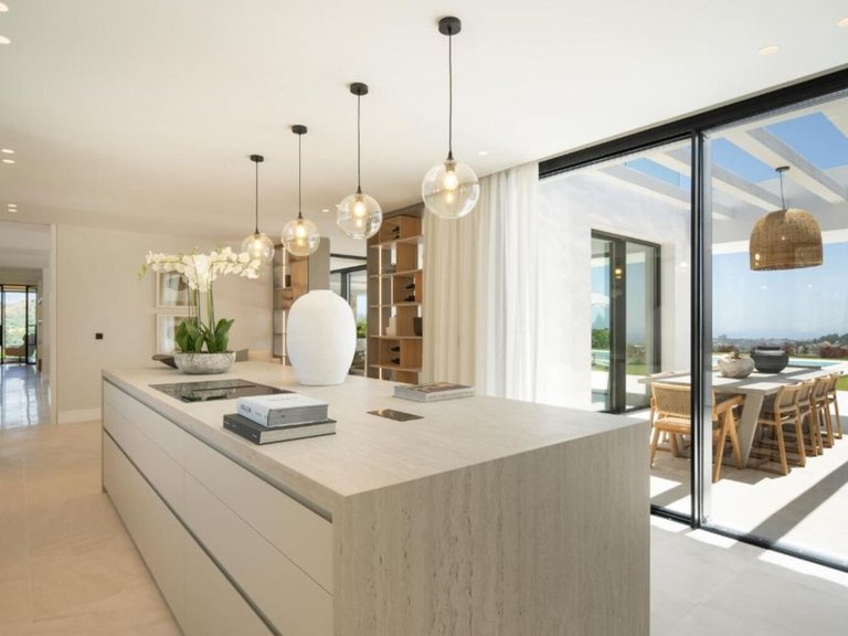 Villa for Sale in Benahavis, Malaga 30