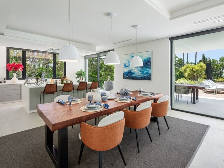 Villa for Sale in Marbella, Malaga 8